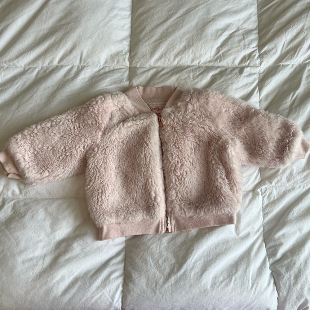 Cat & Jack Pink Faux Fur Zip-Up Girls Jacket 6-9 months